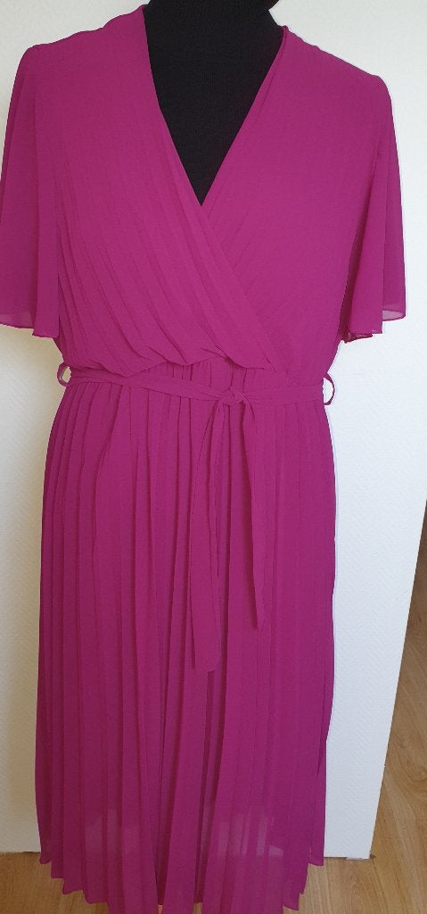 NIEUW. Prachtige plissé jurk mt. 6 ( 52- 54 ) van Paprika, Kleding | Dames, Grote Maten, Verzenden, Jurk, Nieuw, Roze