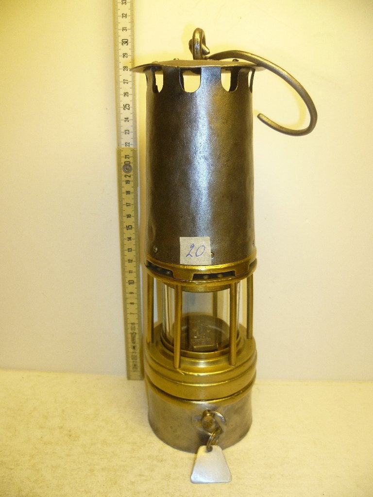 Mijnlamp nr. 2235 met zijwaardse aansteker met penning, Antiek en Kunst, Ophalen of Verzenden