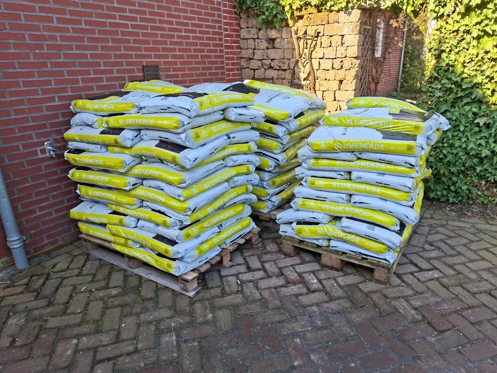 Volop potgrond/ blumenerde in 40 liter zakken!, Ophalen, Tuinaarde
