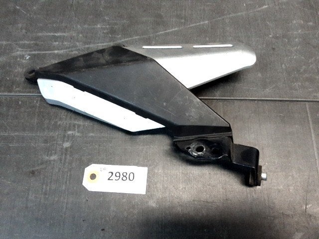 CBR600RR 2003 - 2004 Honda Cover Cover over demper D1-60626