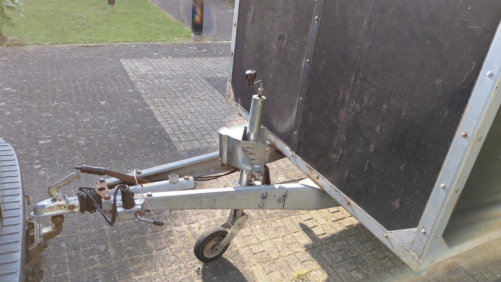 Gesloten aanhangwagen defect 300x 175x 180 as gebroken, Ophalen, Gebruikt