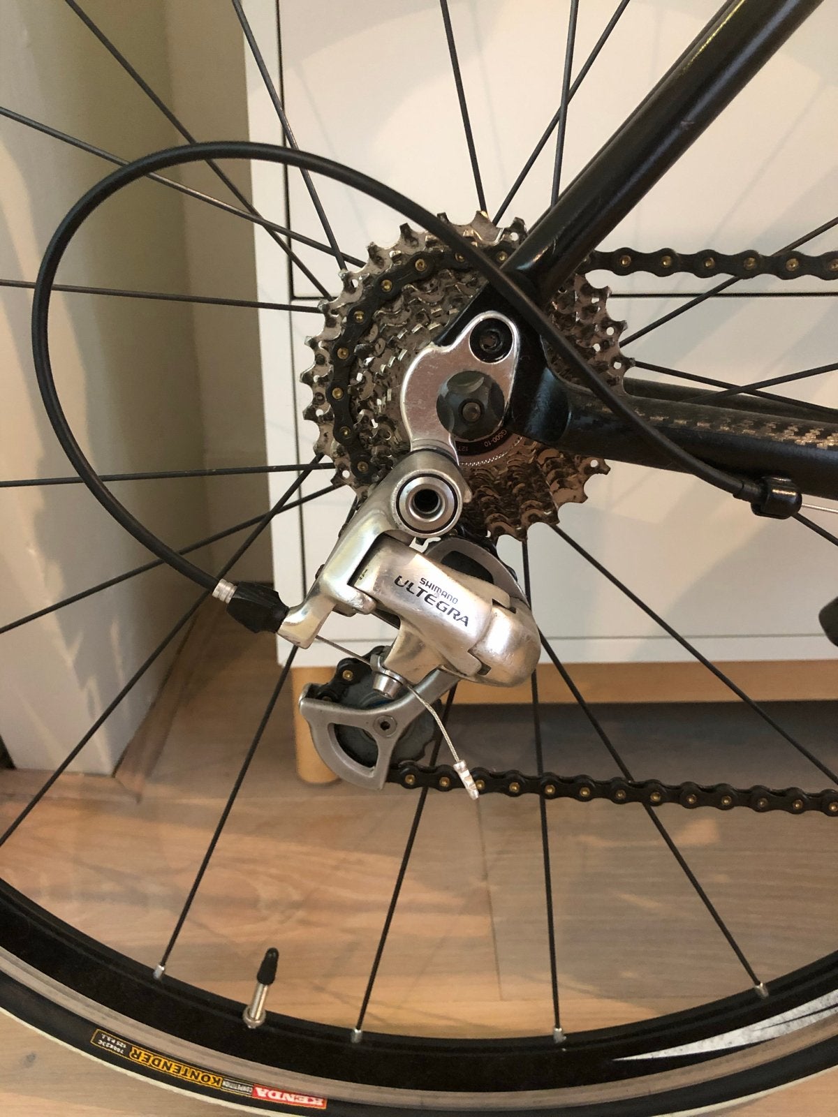 Stijlvolle zwart-witte racefiets - 50cm frame, Heren, Aluminium, 49 tot 53 cm, Meer dan 20 versnellingen