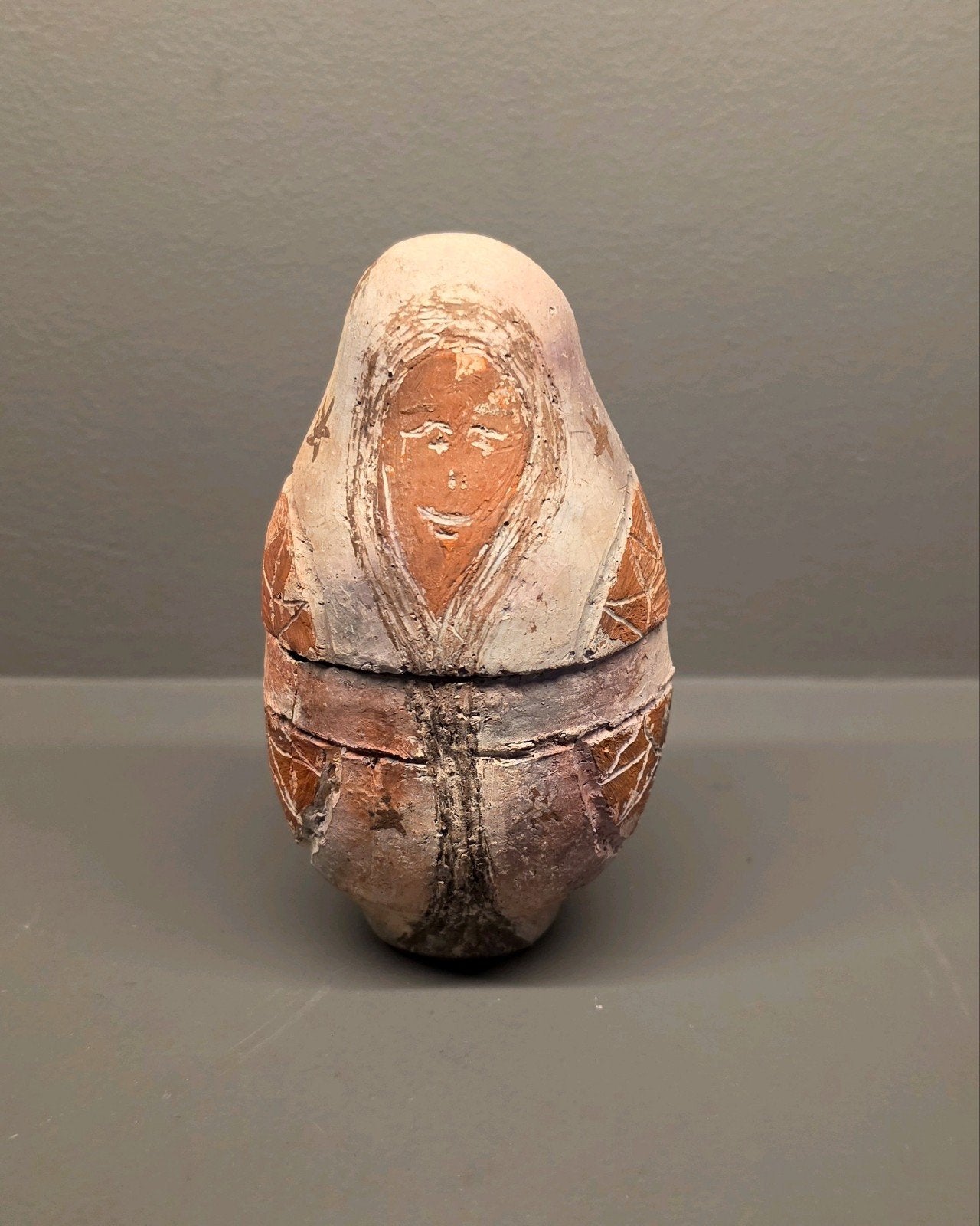 Decoratief handgemaakt Matroesjka - pop van aardewerk, Ophalen of Verzenden