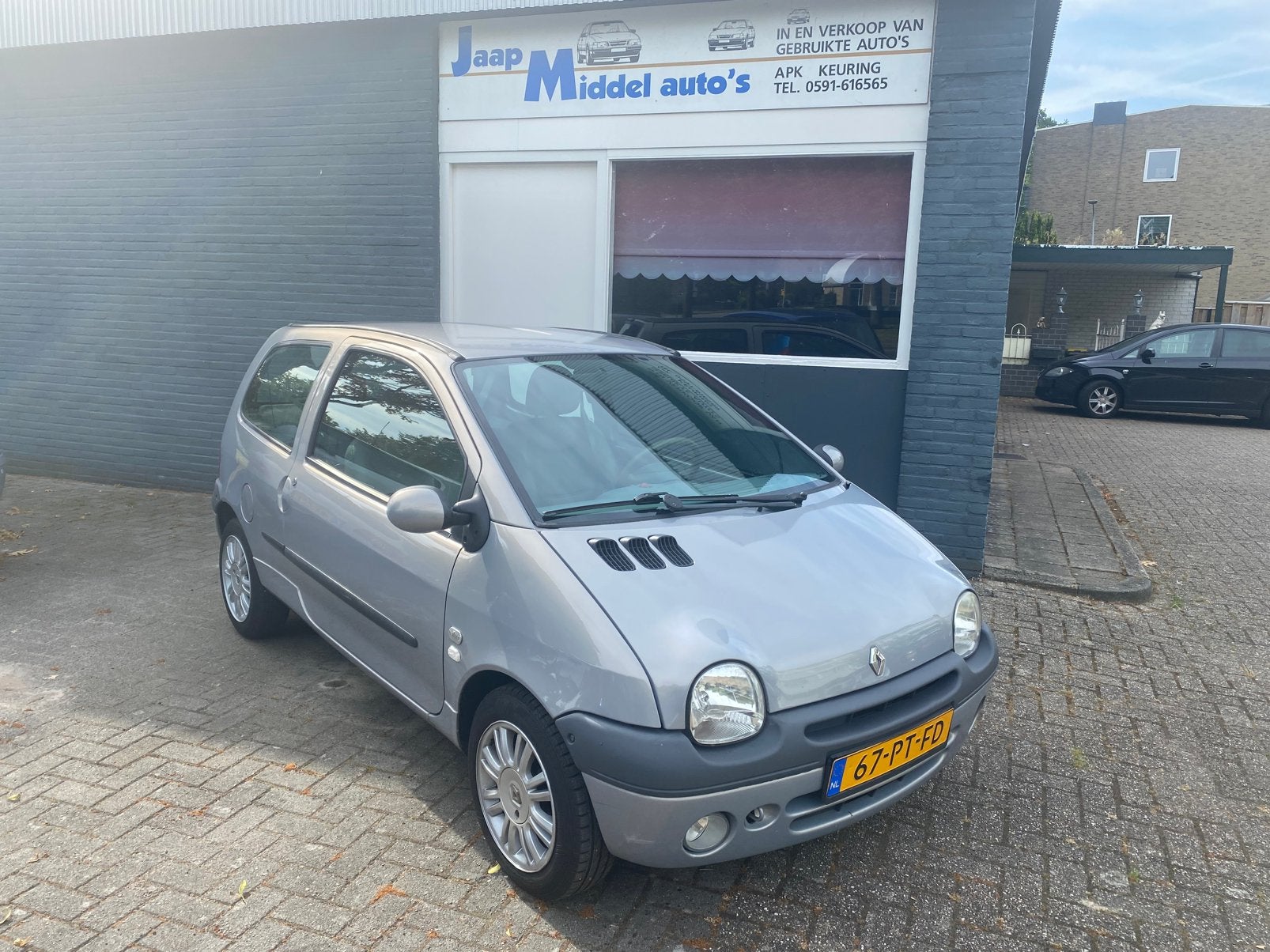 Renault Twingo 1.2 16V Dyna E3 AUT 2005, Beige, 4 cilinders, 4 stoelen, Beige