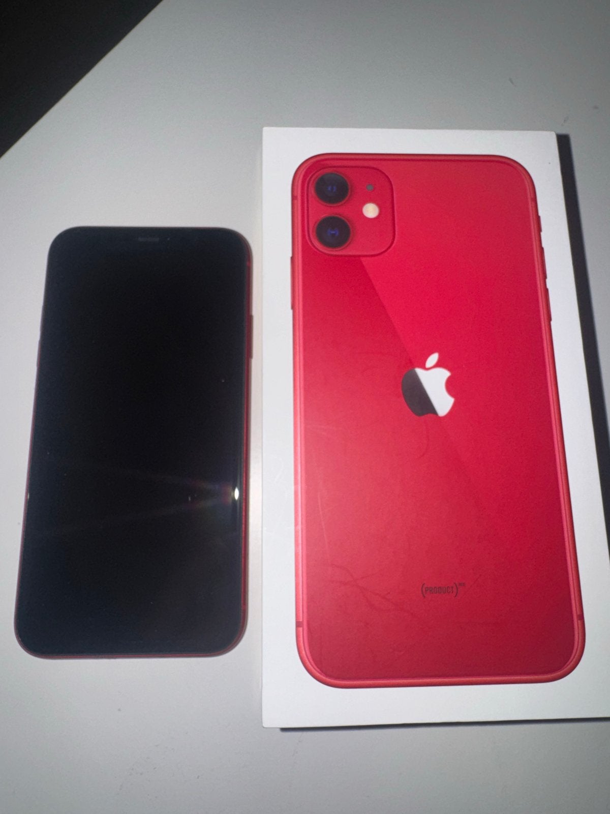 iPhone 11 Rood 64GB - Zo goed als nieuw, Telecommunicatie, Ophalen, IPhone 11, Zo goed als nieuw, 64 GB