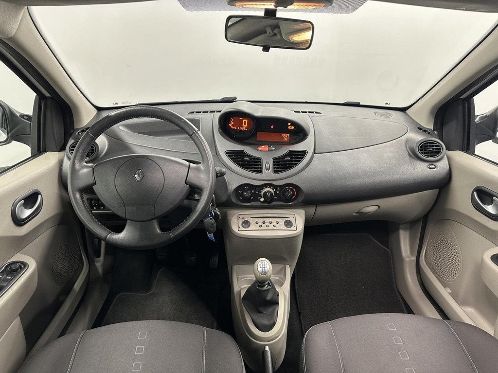 Renault Twingo 1.2-16V Authentique AIRCO PANORAMA DAK., Voorwielaandrijving, Gebruikt, 4 cilinders, Met garantie (alle)