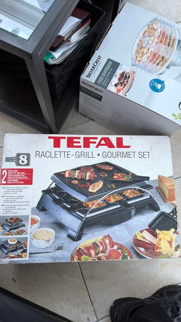 Nieuwe Tefal ( raclette) gourmet set, Ophalen of Verzenden, Zo goed als nieuw, 8 personen of meer