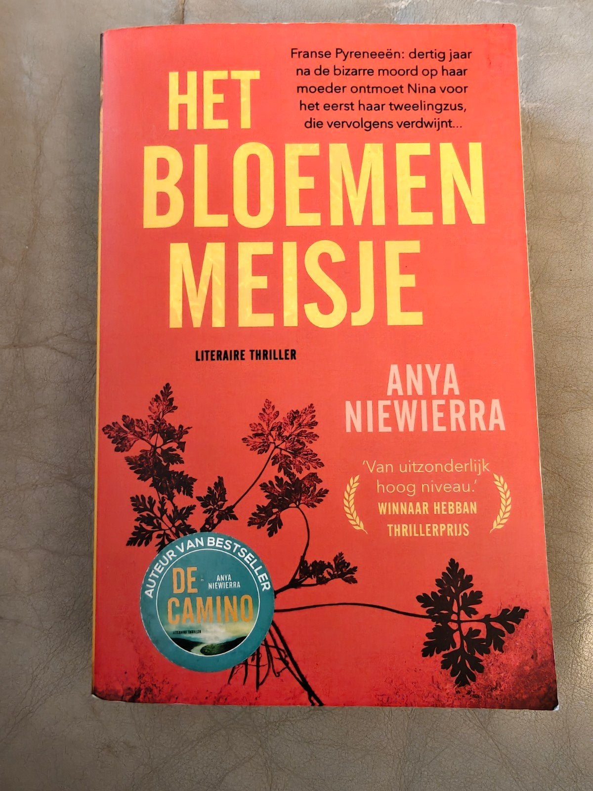 Het Bloemenmeisje - Anya Niewierra (Thriller), Ophalen of Verzenden, Zo goed als nieuw, Anya Niewierra, Nederland