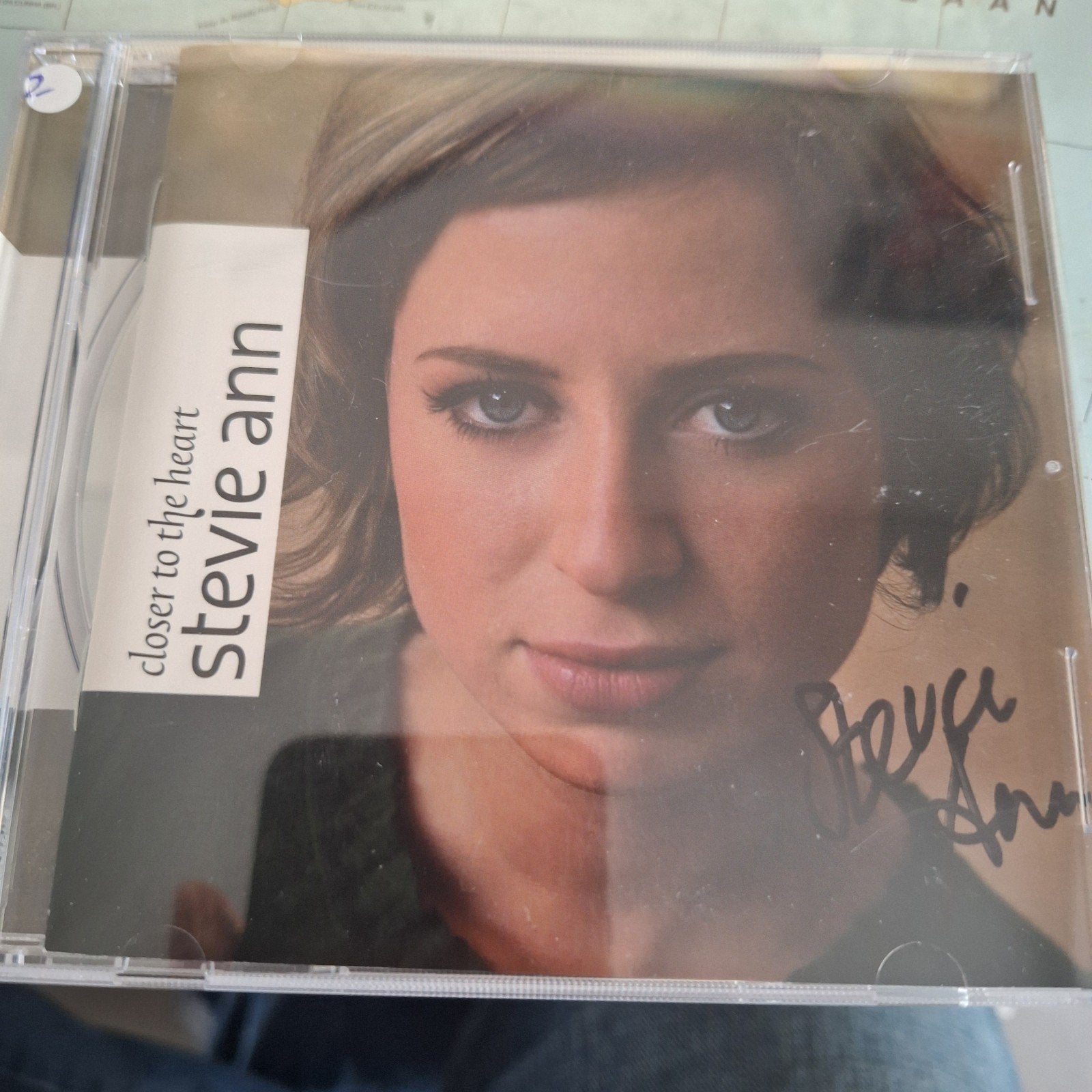 Stevie Ann - Closer to the Heart (Gesigneerd), Pop, Ophalen of Verzenden, Zo goed als nieuw, Gesigneerd