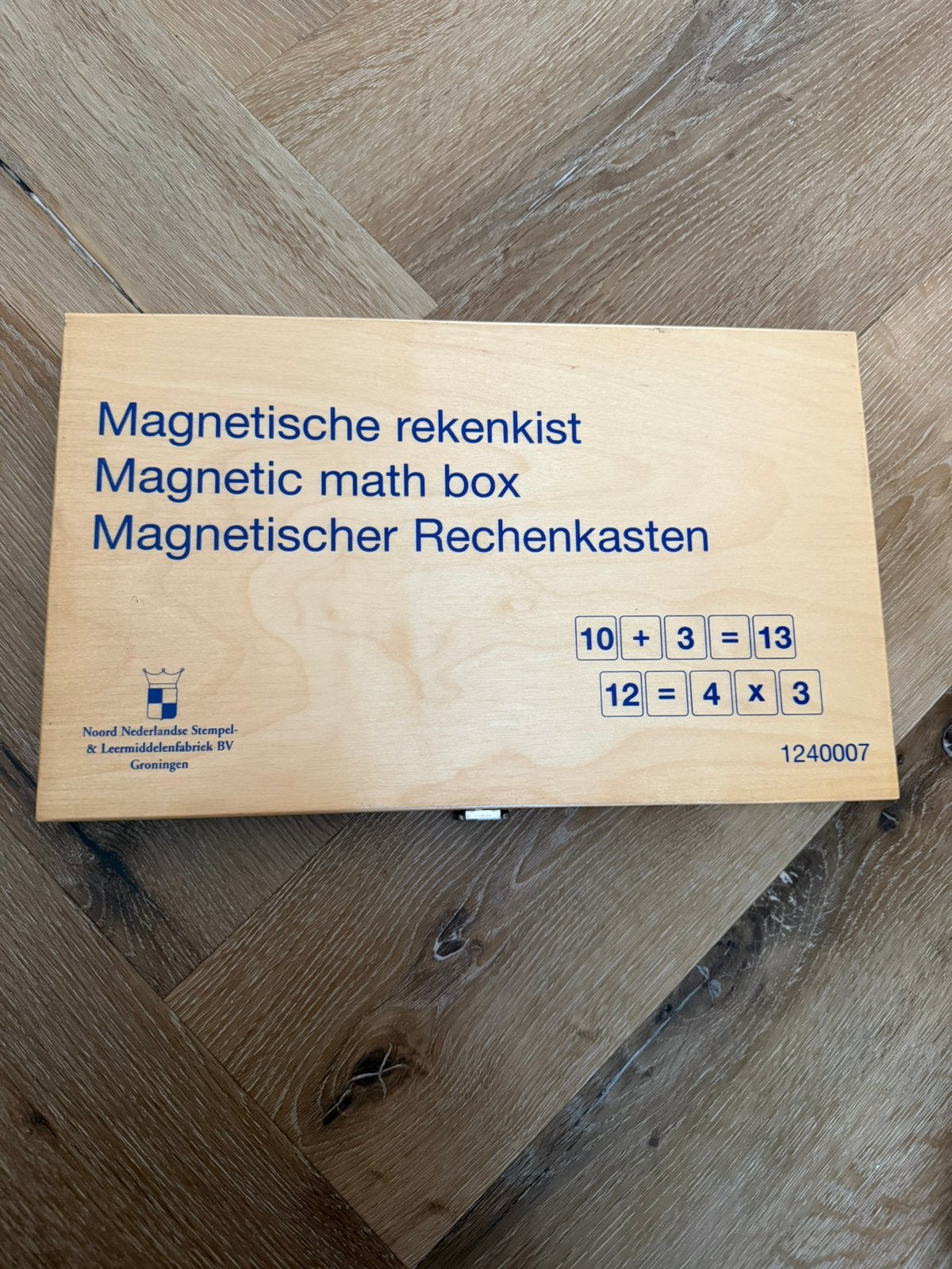 Magnetic math box like suitcase, Kinderen en Baby's, Speelgoed | Educatief en Creatief, Ophalen of Verzenden, Zo goed als nieuw
