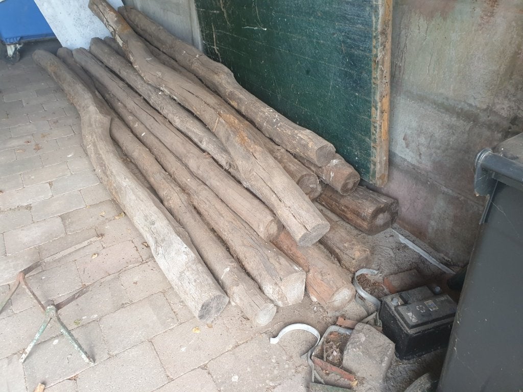 Houten balken, boomstammen, hout, Tuin en Terras, Minder dan 3 m³, Ophalen, Overige houtsoorten, Stammen