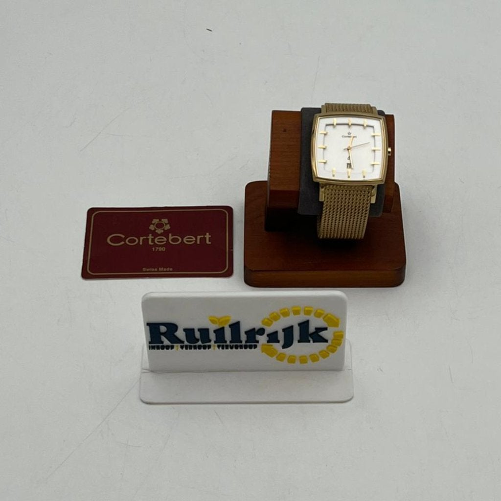 Cortébert Swiss Date Quartz horloge goudkleur, Flex Ltd., Zo goed als nieuw, https://flex.com/contact-us, Nobelstraat 10, 5807 GA Oostrum LB, Limburg, Nederland