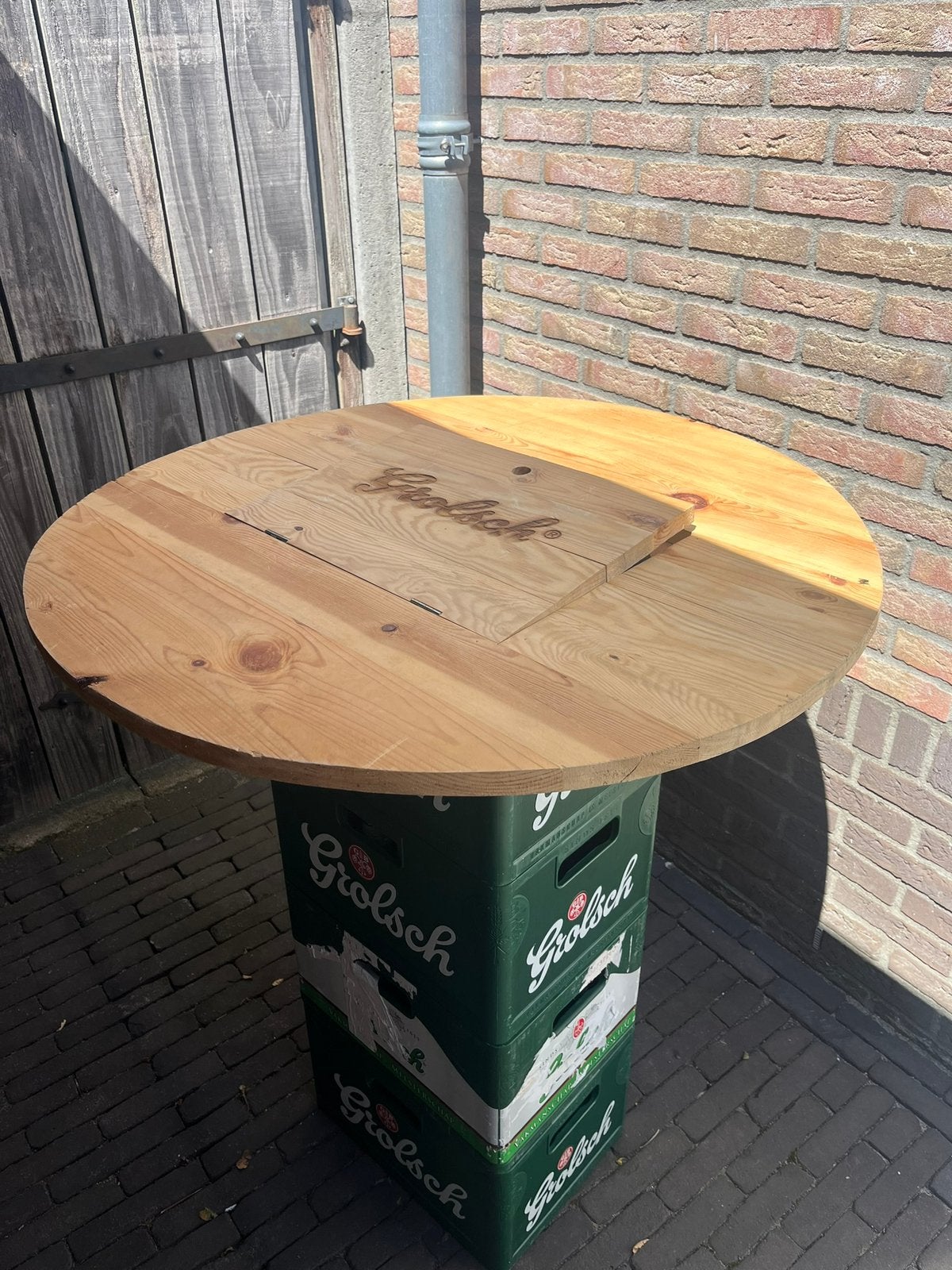 Grolsch houten tafelblad met bierkrat-luik Ø83 cm, Ophalen, Zo goed als nieuw, Overige typen, Grolsch