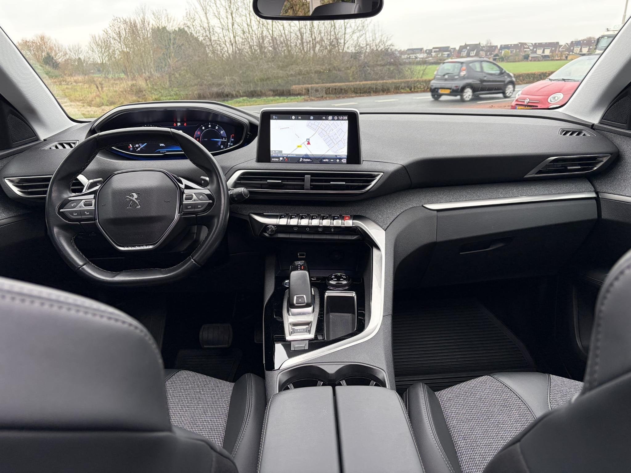 Peugeot 3008 1.2 PureTech GT PANO | NAVI | KLIMA | CAMERA |, Auto's, Gebruikt, 1199 cc, Bedrijf, 690 kg