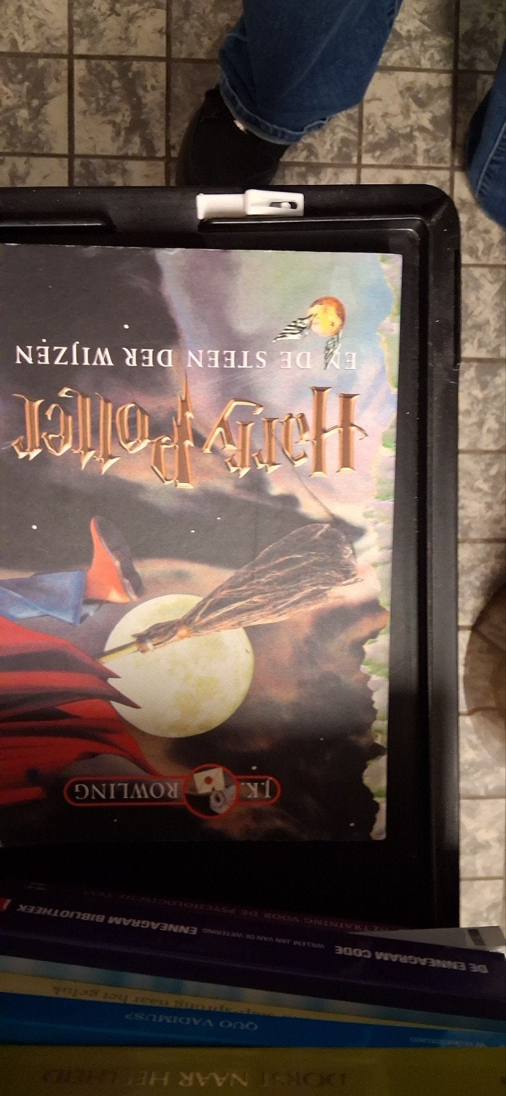 Harry Potter en de Steen der Wijzen - J.K. Rowling, Ophalen of Verzenden, Gelezen, J.K. Rowling