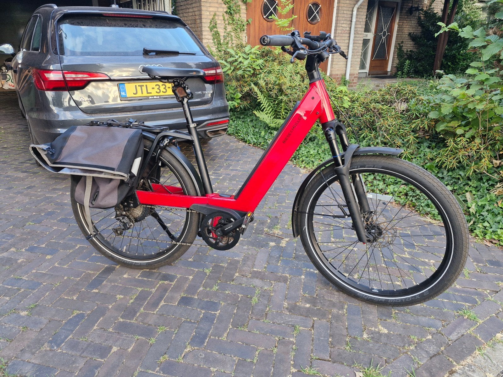 Riese & Muller Nevo 4 Touring Dames E-bike, Fietsen en Brommers, Elektrische fietsen, Zo goed als nieuw, 50 km per accu of meer