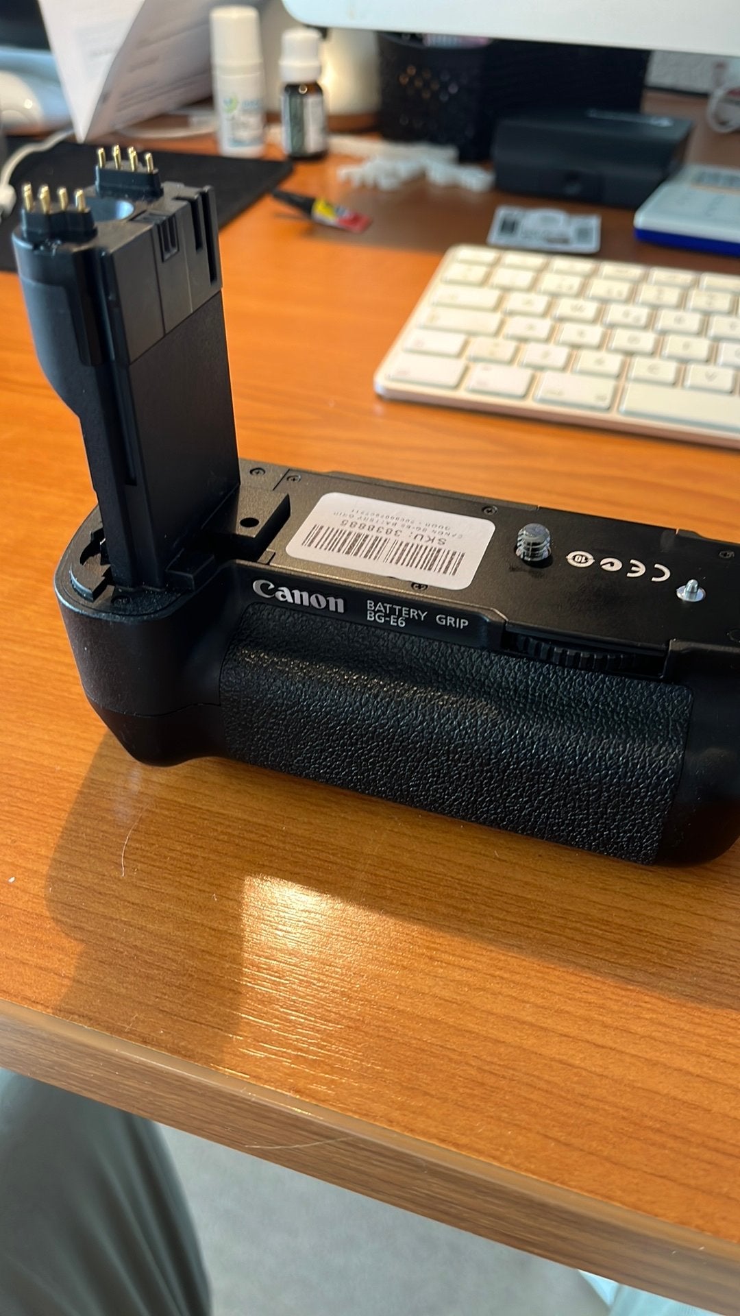 Canon Batterij grip BG-E6 as is, Ophalen, Niet werkend
