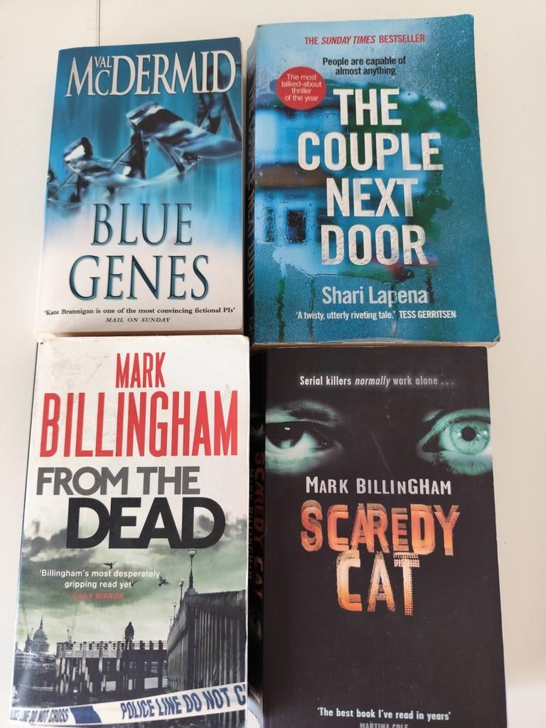 5 Engelstalige thrillers, Ophalen of Verzenden, Gelezen