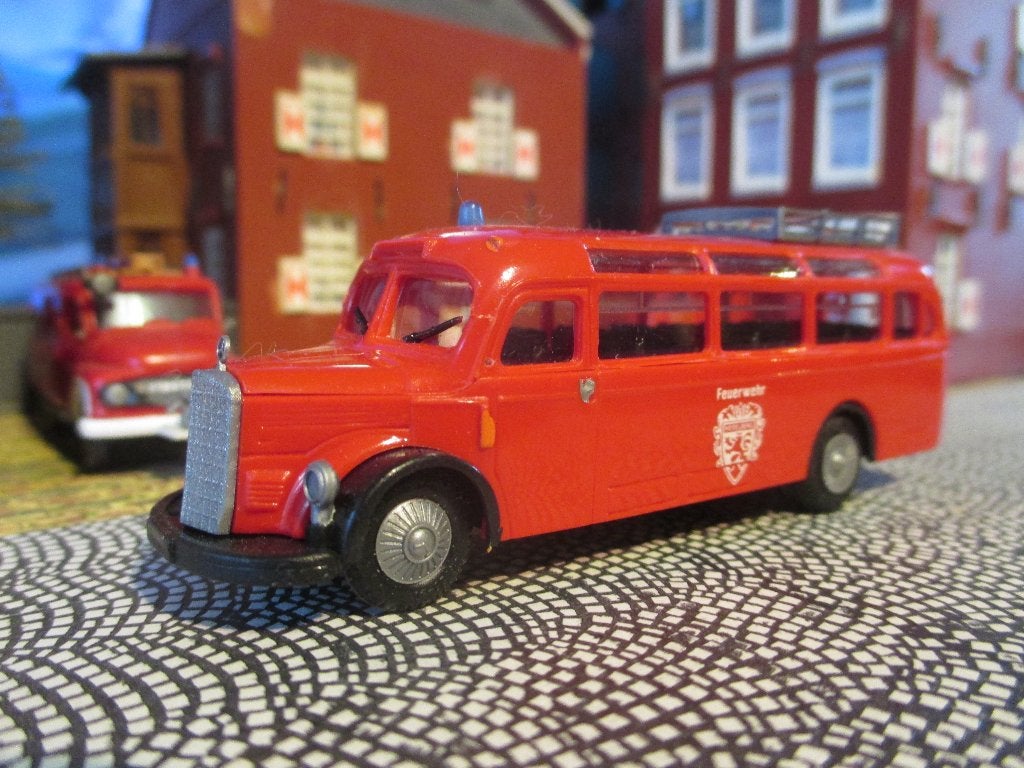 Mercedes Benz O 3500 Brandweer Heidelberg manschappenwagen 1, Ophalen of Verzenden, Gebruikt, Bus of Vrachtwagen, Overige merken