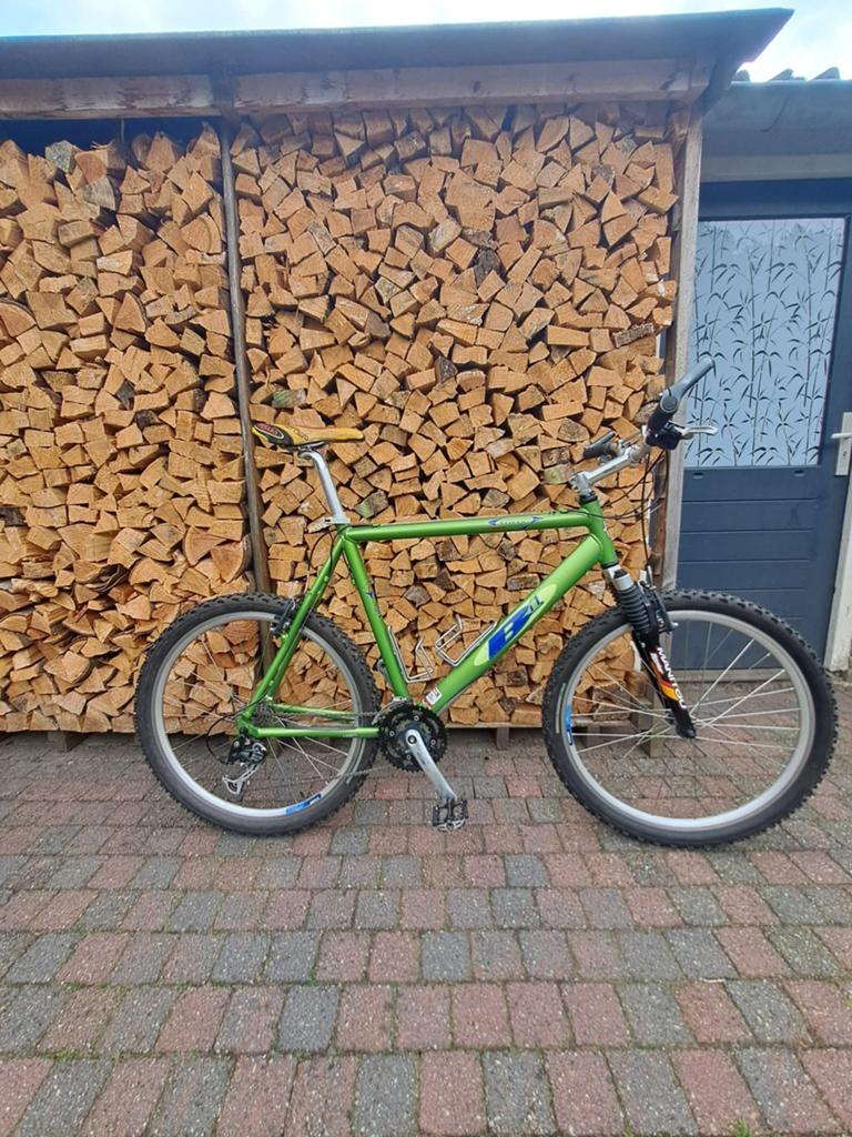 B1 mountenbike, Ophalen, Zo goed als nieuw, Aluminium, 24 inch of meer