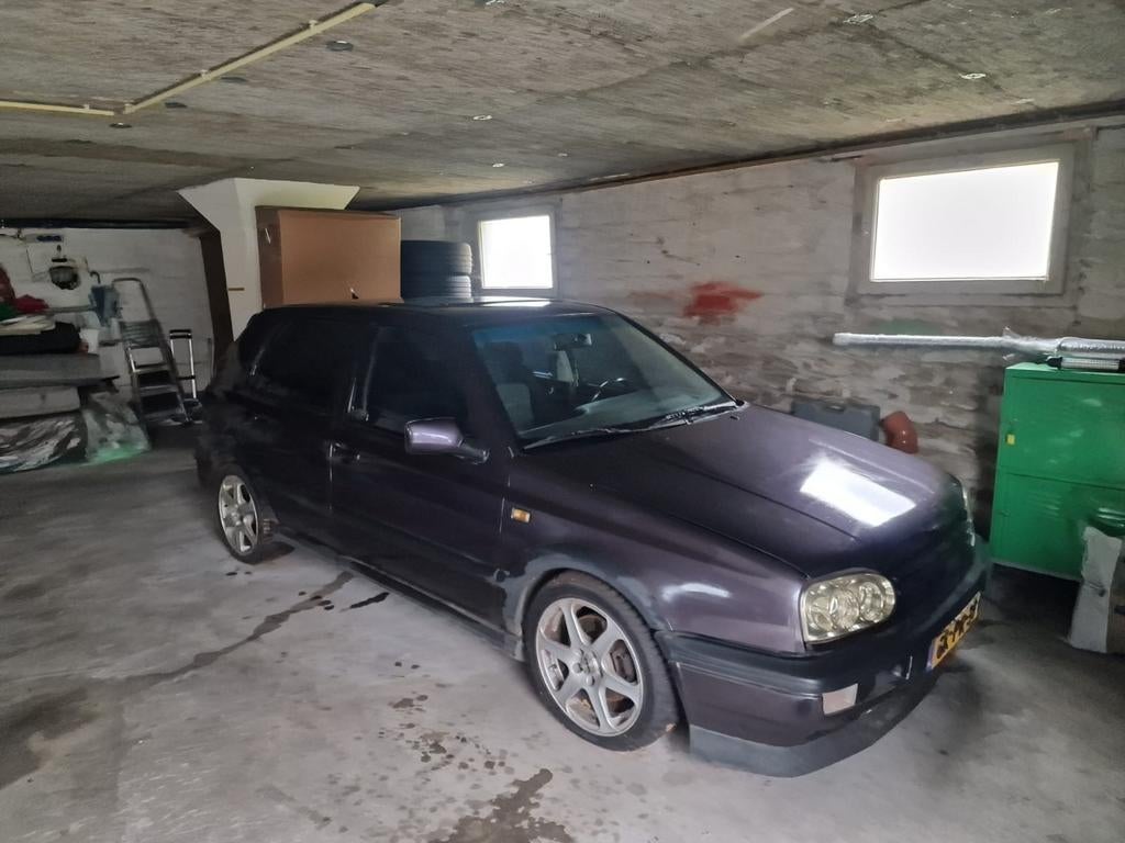 Volkswagen Golf 2.0 GTI 16V 110KW E2 1993 5-deurs, Voorwielaandrijving, 1139 kg, 1984 cc, 49 €/maand