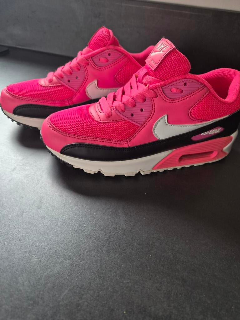 Nike Air Max 90 Roze Sneakers - Maat 38, Kleding | Dames, Nike, Ophalen of Verzenden, Sneakers of Gympen, Roze