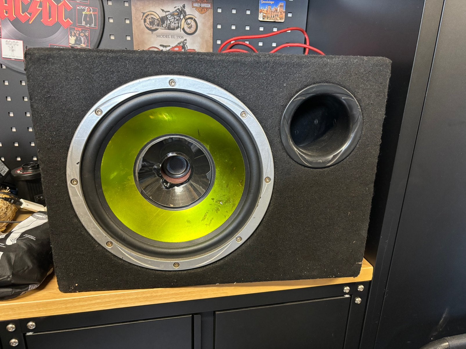 Subwoofer, Auto diversen, Autospeakers, Ophalen of Verzenden, Gebruikt