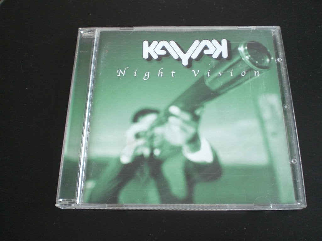 CD Kayak - Night Vision, Verzenden