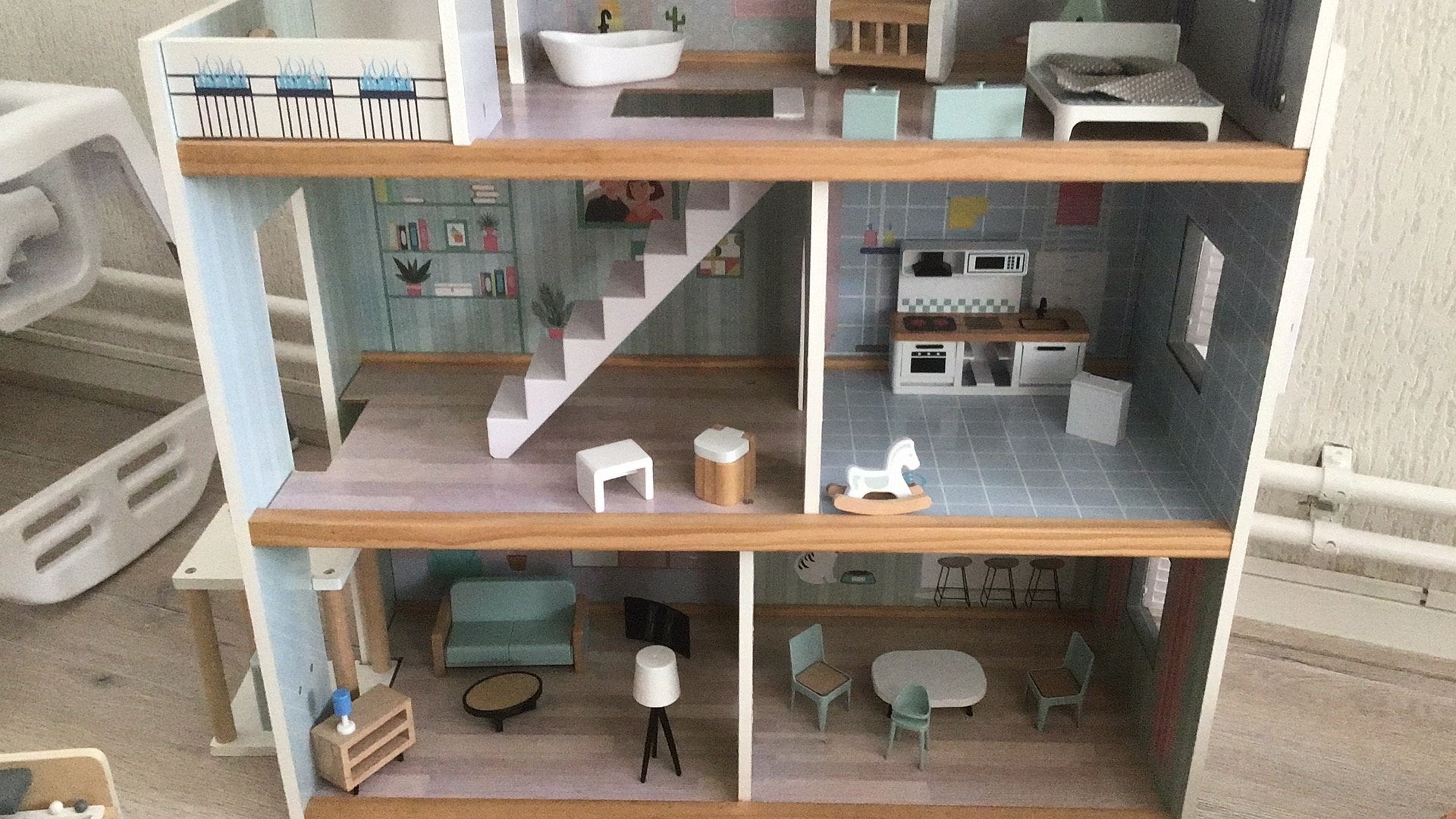 Poppenhuis., Verzamelen, Poppenhuizen en Toebehoren, Ophalen of Verzenden, Zo goed als nieuw, Poppenhuis