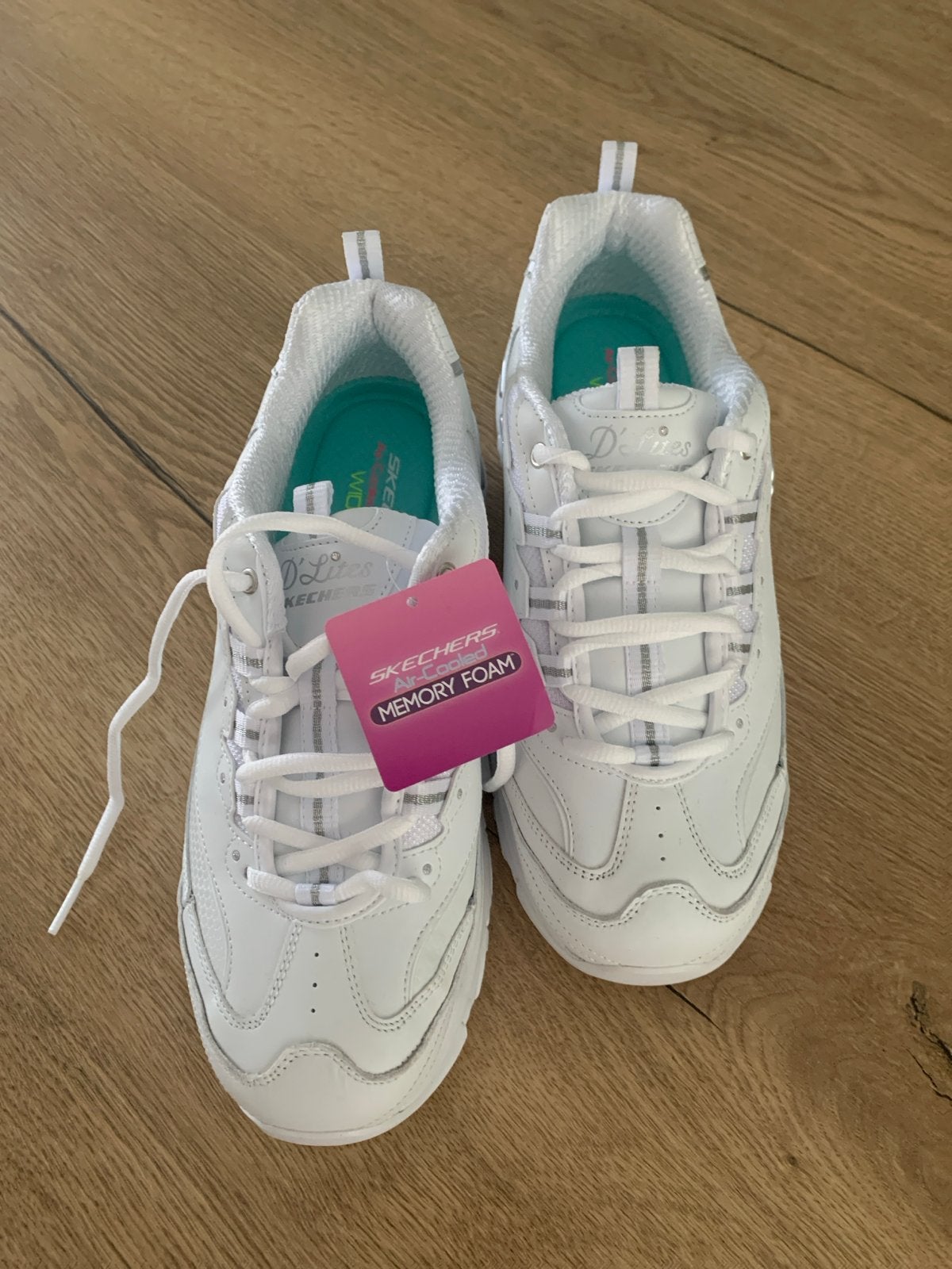 Nieuwe Skechers D'Lites sneakers wit maat 39, Ophalen of Verzenden, Nieuw, Wit, Sneakers of Gympen