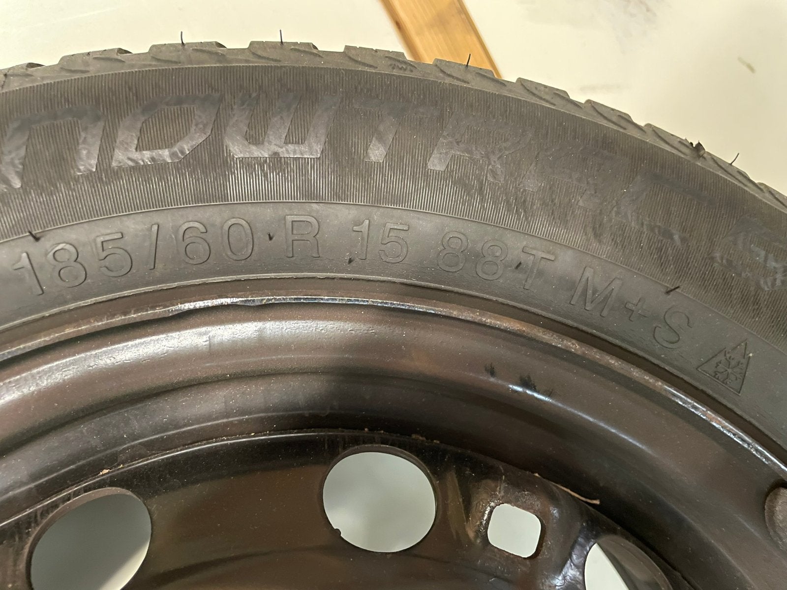 Winterbanden, Auto-onderdelen, 15 inch, Banden en Velgen, 185 mm, Winterbanden