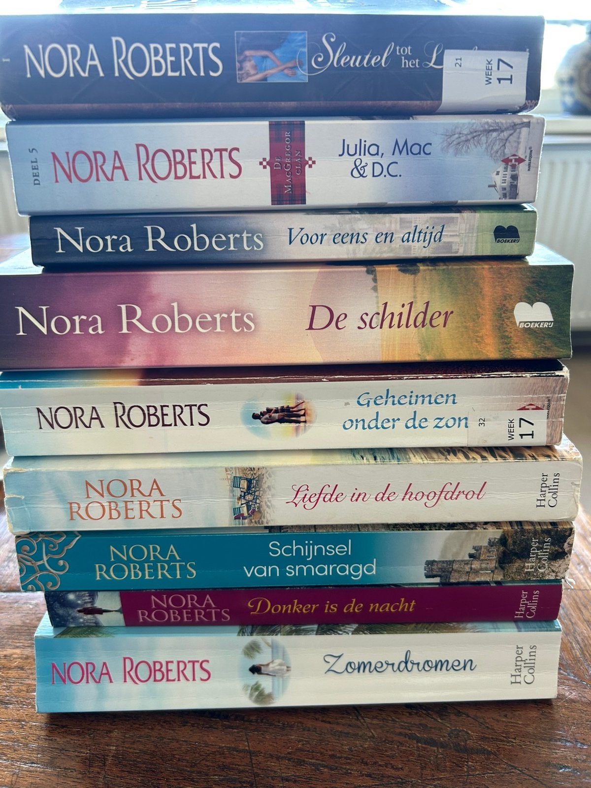 9x Nora Roberts, Ophalen of Verzenden, Gelezen