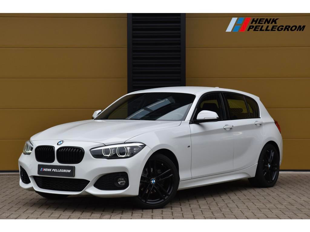 BMW 1-serie 118i Executive * M-Sportpakket * Dealeronderhoud, Gebruikt, Met garantie (alle), Wit, 650 kg