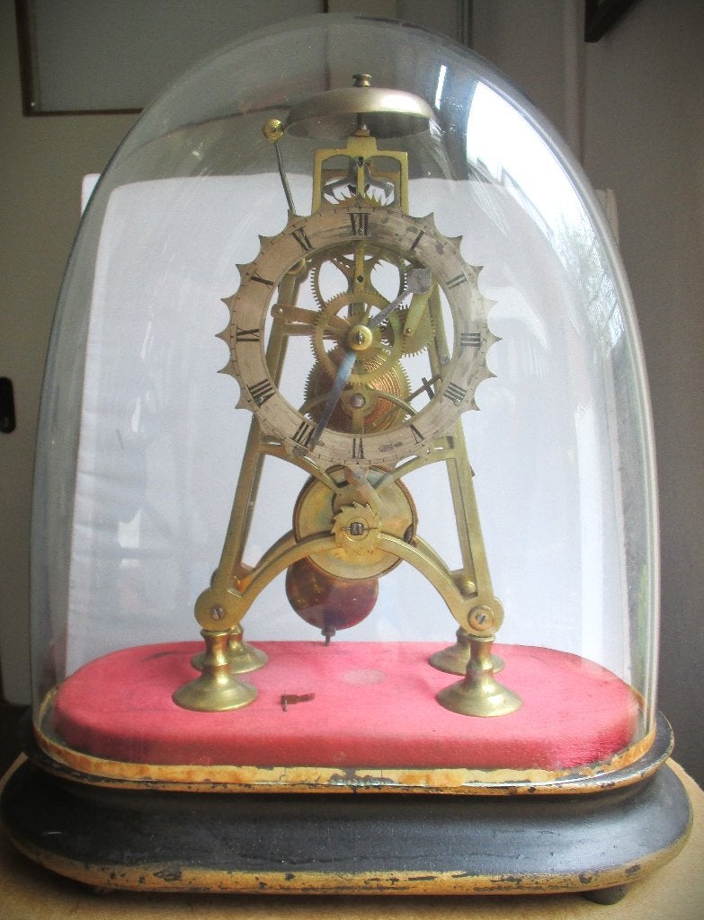 Skelet Klok onder Gave Stolp~Skeleton Clock ca 1880~, Antiek en Kunst, Ophalen