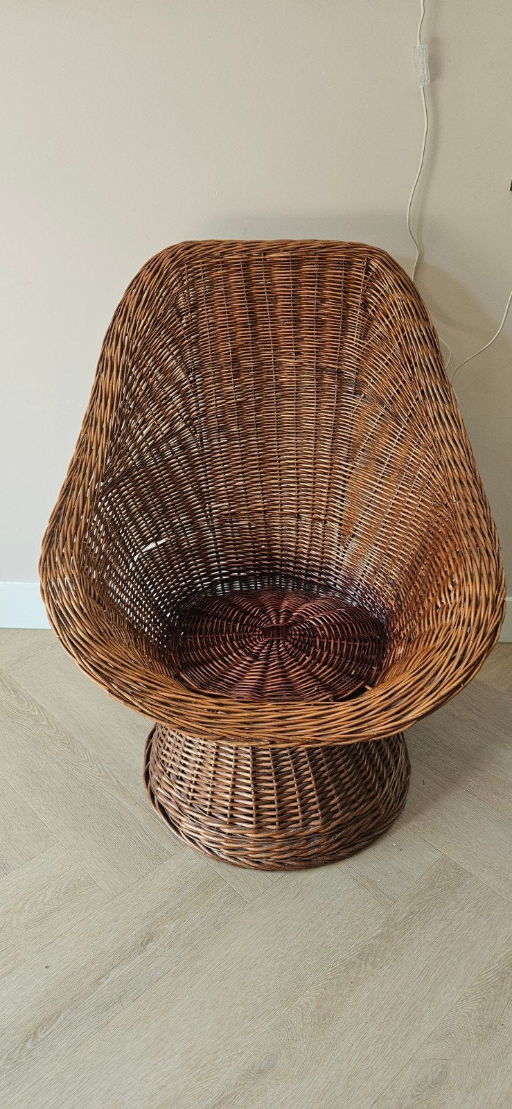 Rotan kuipstoel - Vintage design, Huis en Inrichting, Stoelen, Ophalen, Gebruikt, Bruin, Vintage