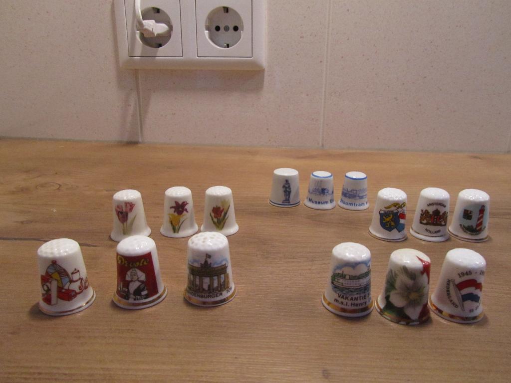 Vingerhoedjes collectables, Ophalen of Verzenden, Zo goed als nieuw