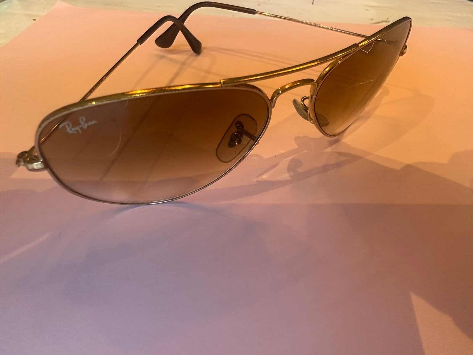 Ray-Ban heren zonnebril – goudkleurig aviator model, Ophalen of Verzenden, Zo goed als nieuw, Bruin, Ray-Ban