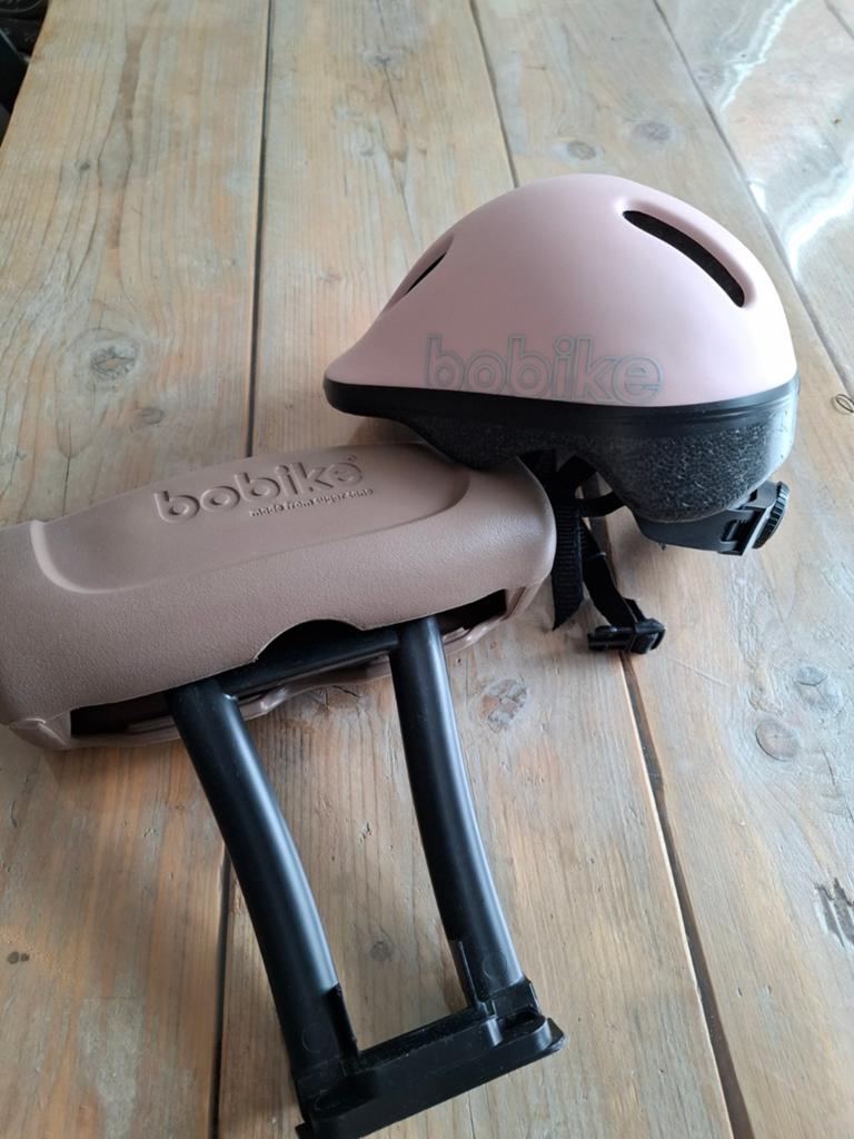 Bobike fietsstuurtje/slaaprol  en helm maat xxs - Roze/Bruin, Fietsen en Brommers, Jongen of Meisje, Overige maten, Ophalen of Verzenden