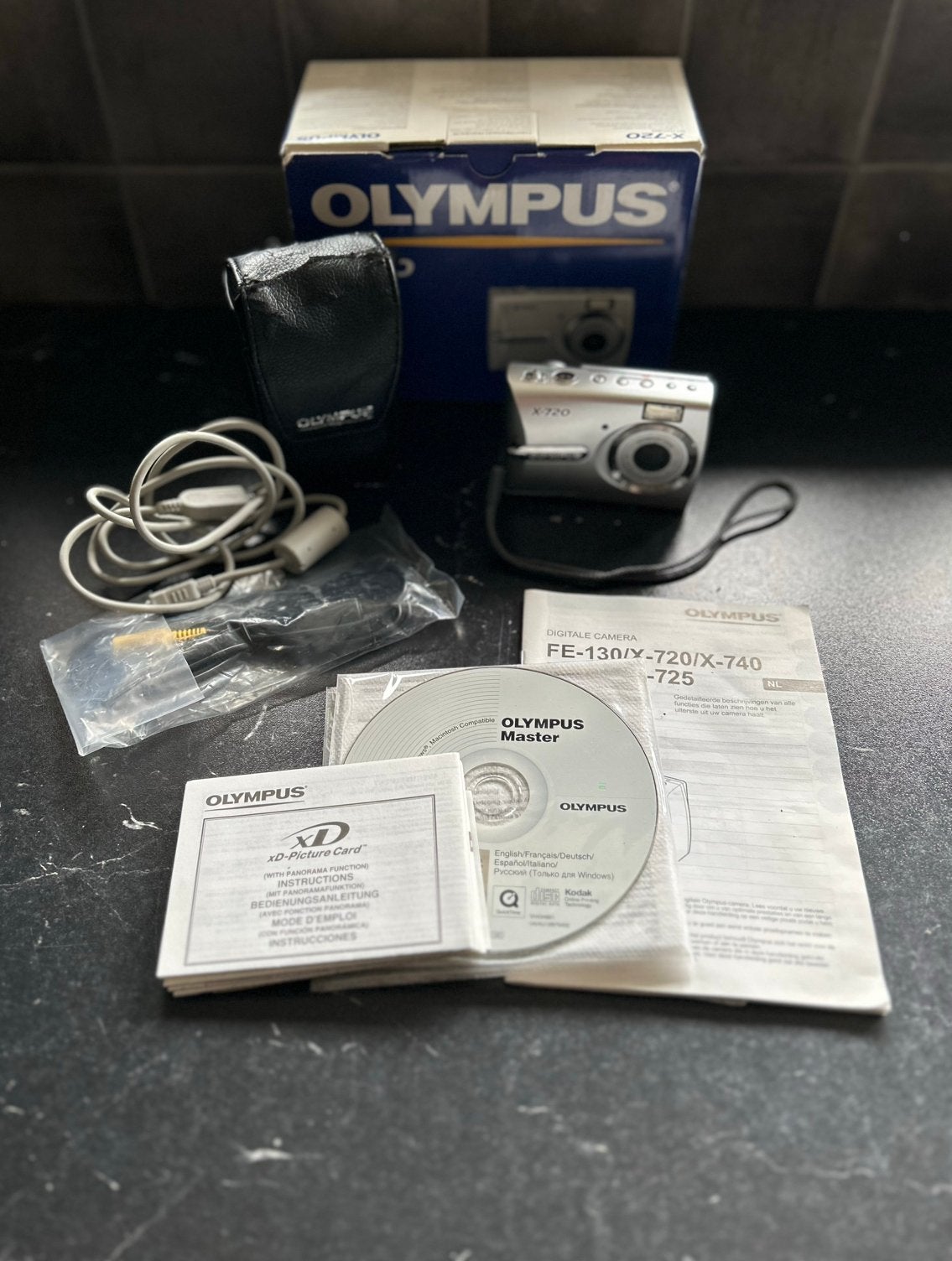 Olympus X-720 digitale camera compleet met accessoires, Gebruikt, Geheugenkaart, Ophalen of Verzenden, Olympus