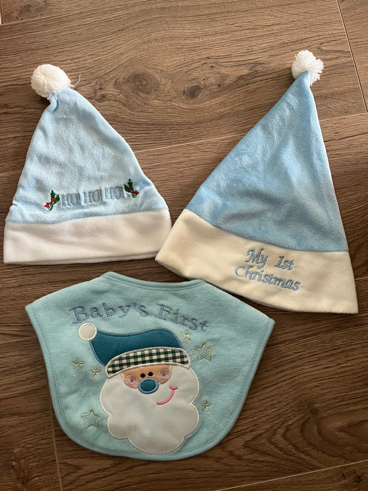NIEUW My first Christmas: Slabbetje en 2 mutsjes, Ophalen of Verzenden, Nieuw, Jongetje of Meisje