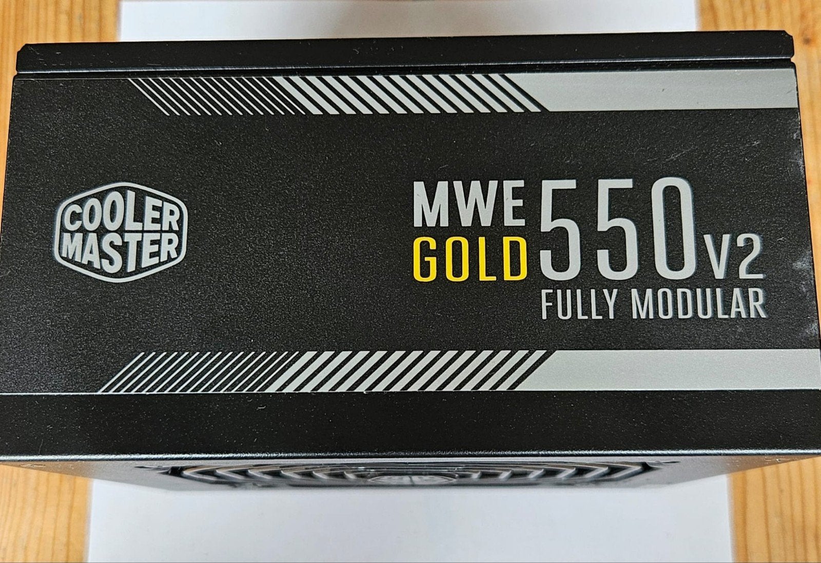 Cooler Master MWE Gold 550 V2 Voeding - Volledig Modulair, Computers en Software, Interne voedingen, Ophalen of Verzenden, Zo goed als nieuw