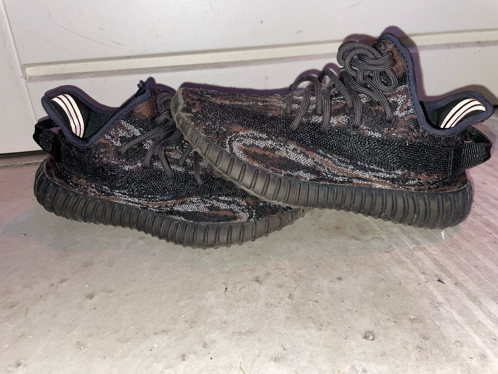 Adidas Yeezy Boost 350 V2 CMPCT Slate Carbon, Ophalen of Verzenden, Gedragen, Zwart, Sneakers of Gympen