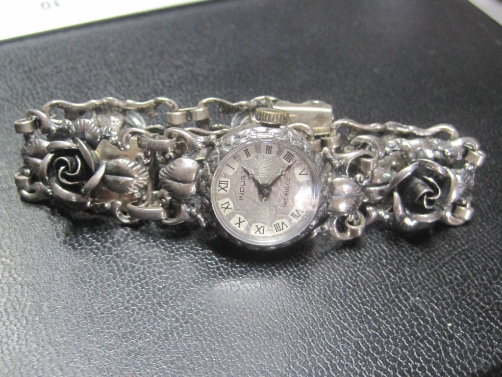 Vintage INDUS horloge zilveren band zilveren kast 17,5 cm, Sieraden, Tassen en Uiterlijk, Horloges | Dames, Polshorloge, Zilver