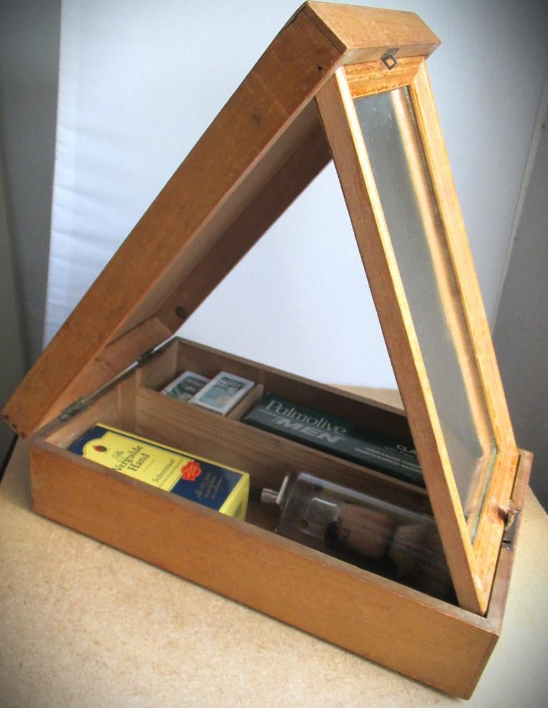 Scheerdoos met Familiewapen~Scheerkist + inhoud~Scheer box, Ophalen of Verzenden