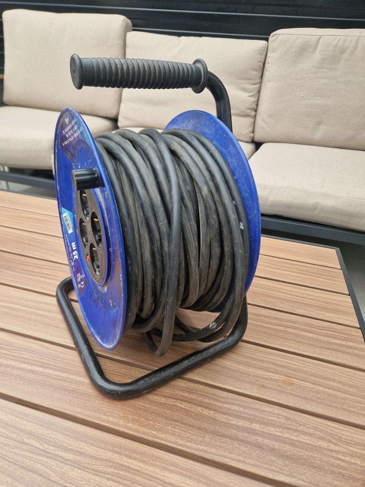 Kabelhaspel met verlengkabel - 25 meter, Ophalen of Verzenden, Gebruikt, Kabel of Snoer