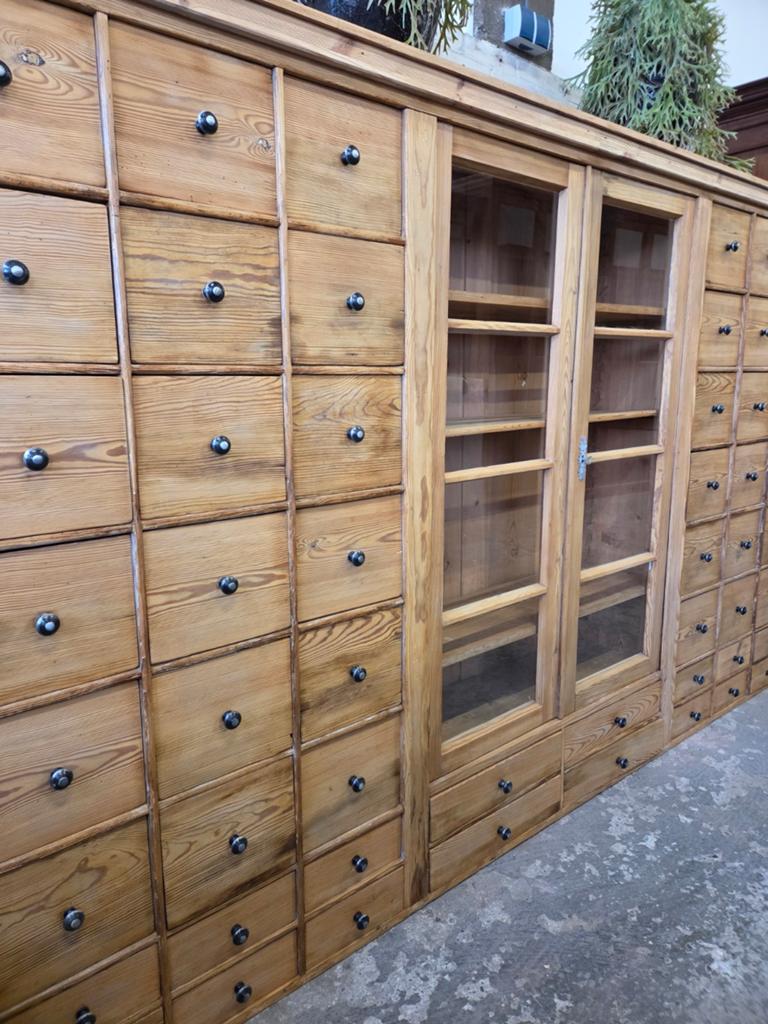 Prachtige apothekerskast ~ ladekast ~ winkelkast ~ wandkast, Ophalen, 5 laden of meer, Grenenhout, 200 cm of meer