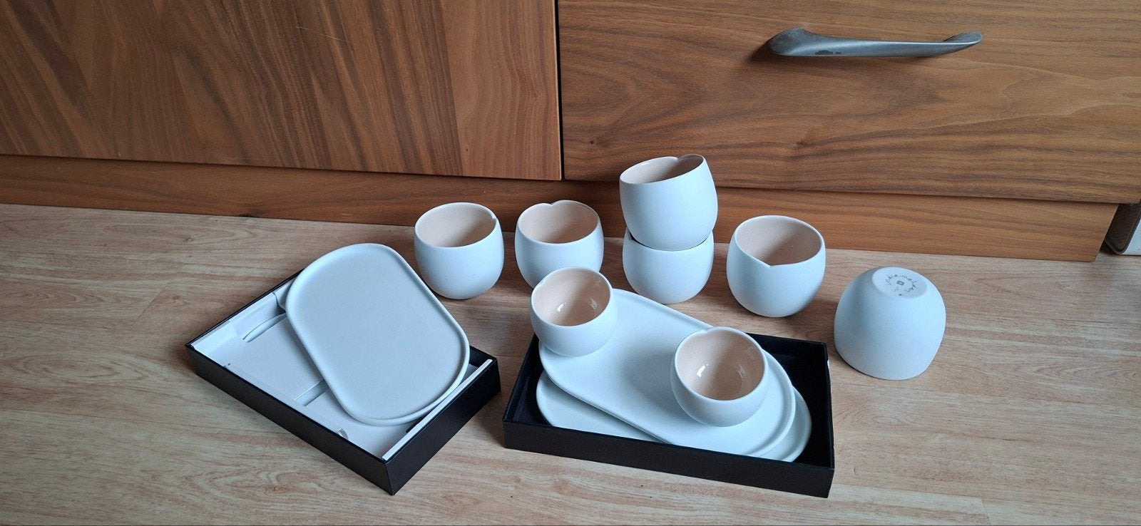 Nespresso India Mahdavi kopjes en schotels, Ophalen of Verzenden, Zo goed als nieuw, Overige stijlen, Kop(pen) en/of Schotel(s)