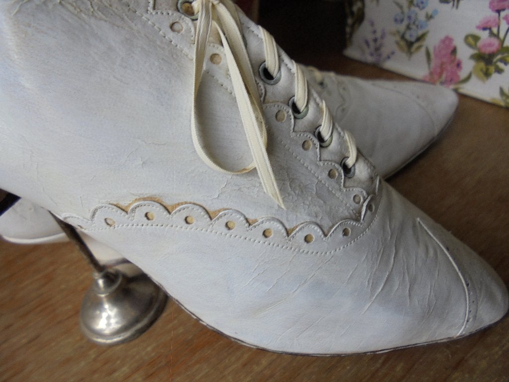 Victoriaanse Bruidsschoentjes - Antieke Elegante Schoenen, Antiek en Kunst, Ophalen of Verzenden