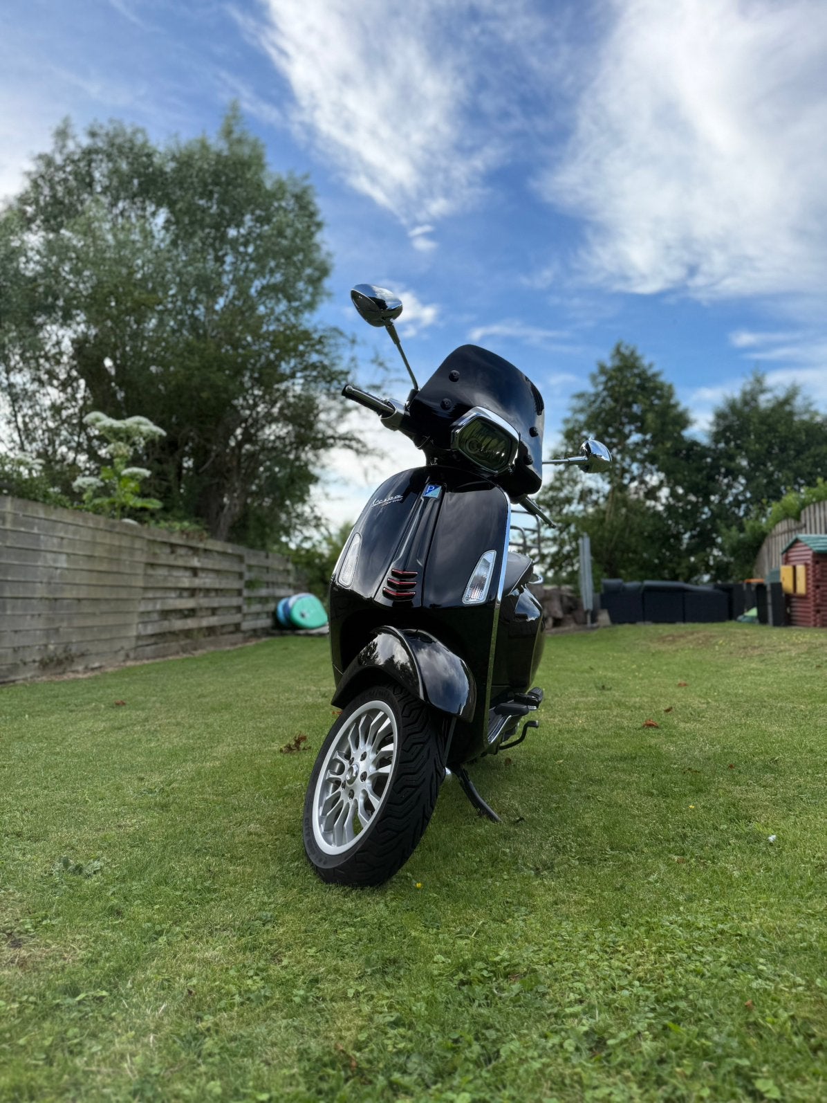Nette Vespa Sprint 80cc (2014) Slechts 2.758 km, Ophalen, Zo goed als nieuw, Benzine