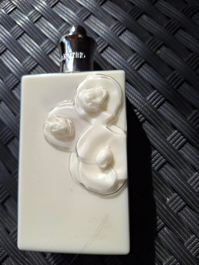 Valentina bodylotion 100 ml, Ophalen of Verzenden, Zo goed als nieuw, Bodylotion, Crème of Olie